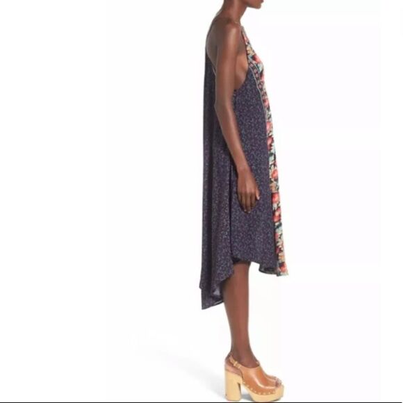 ASTR The Label Floral Midi Vneck Hi-low Boho Dress - Picture 2 of 11